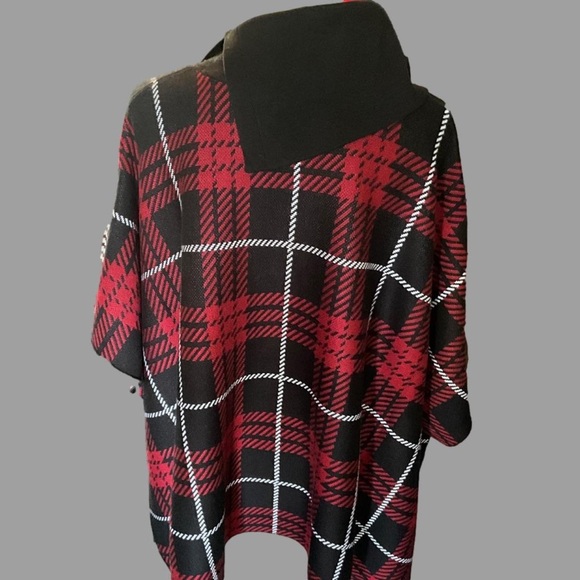 ANNE KLEIN- Plaid Poncho / Sweater, NEW - Picture 3 of 4